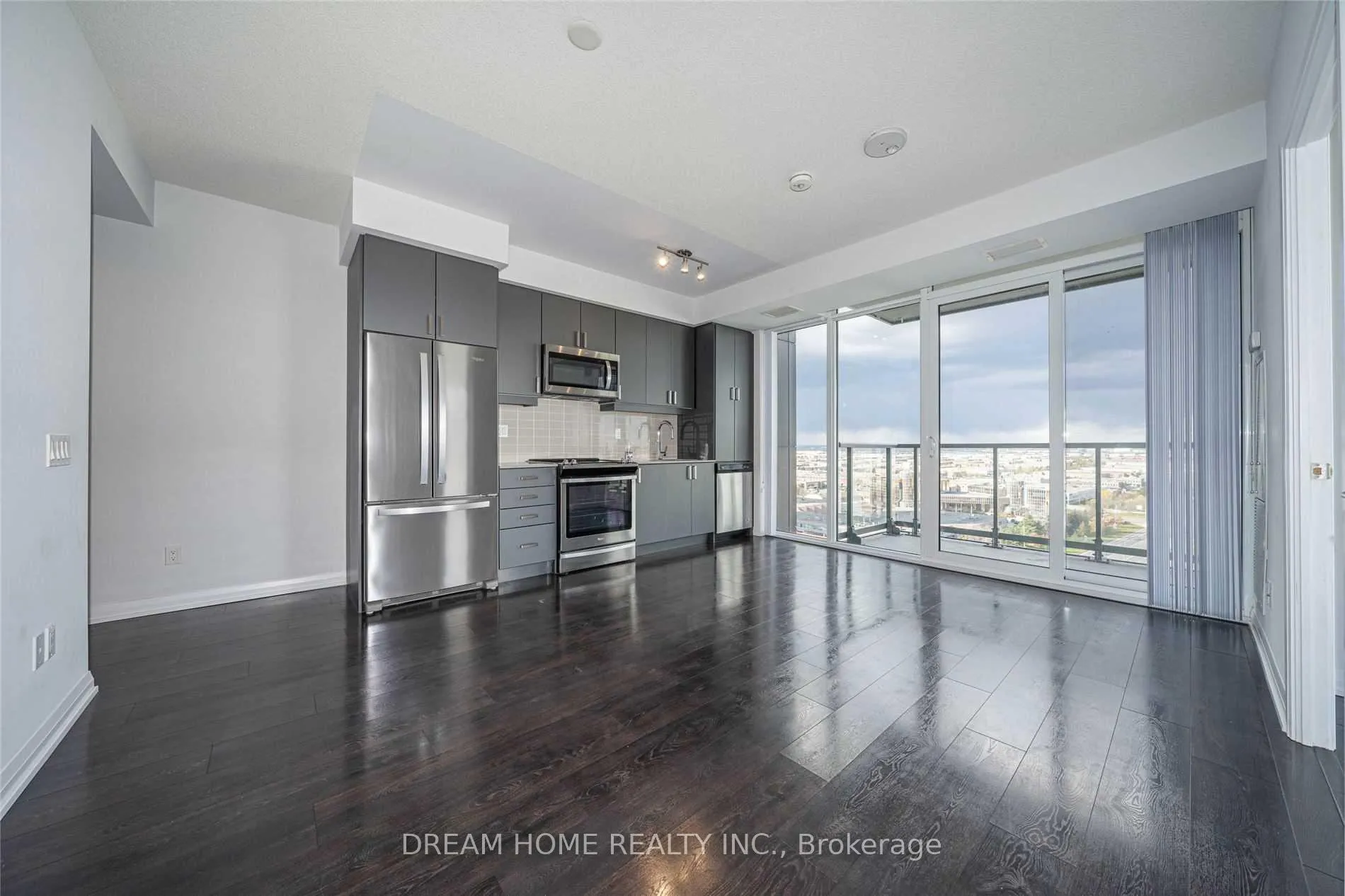 Photo 3 of Unit 1615, 7895 Jane Street, Vaughan, Concord — HOMEH