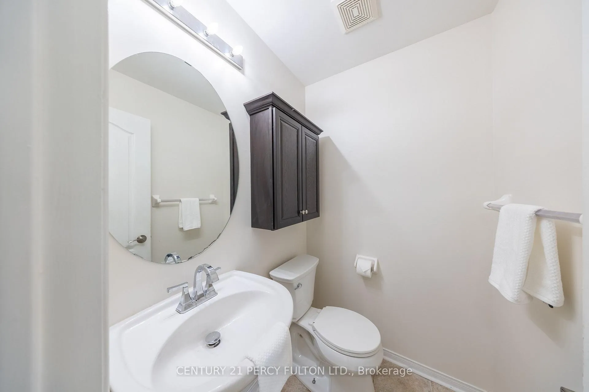 Photo 15 of 66 Telegraph Drive, Whitby, Williamsburg — HOMEH