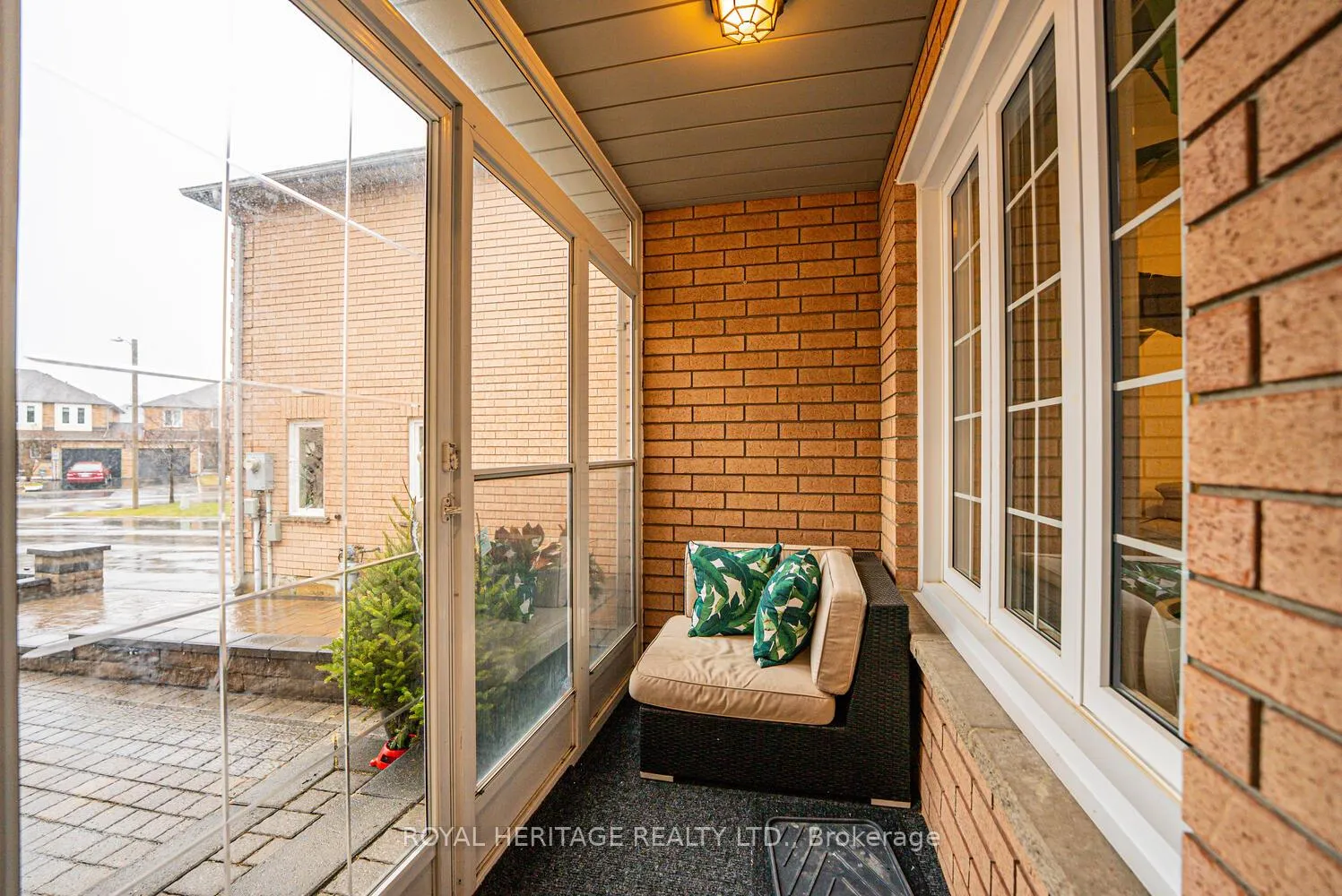 Photo 6 of 27 Opera Place N, Vaughan, East Woodbridge — HOMEH