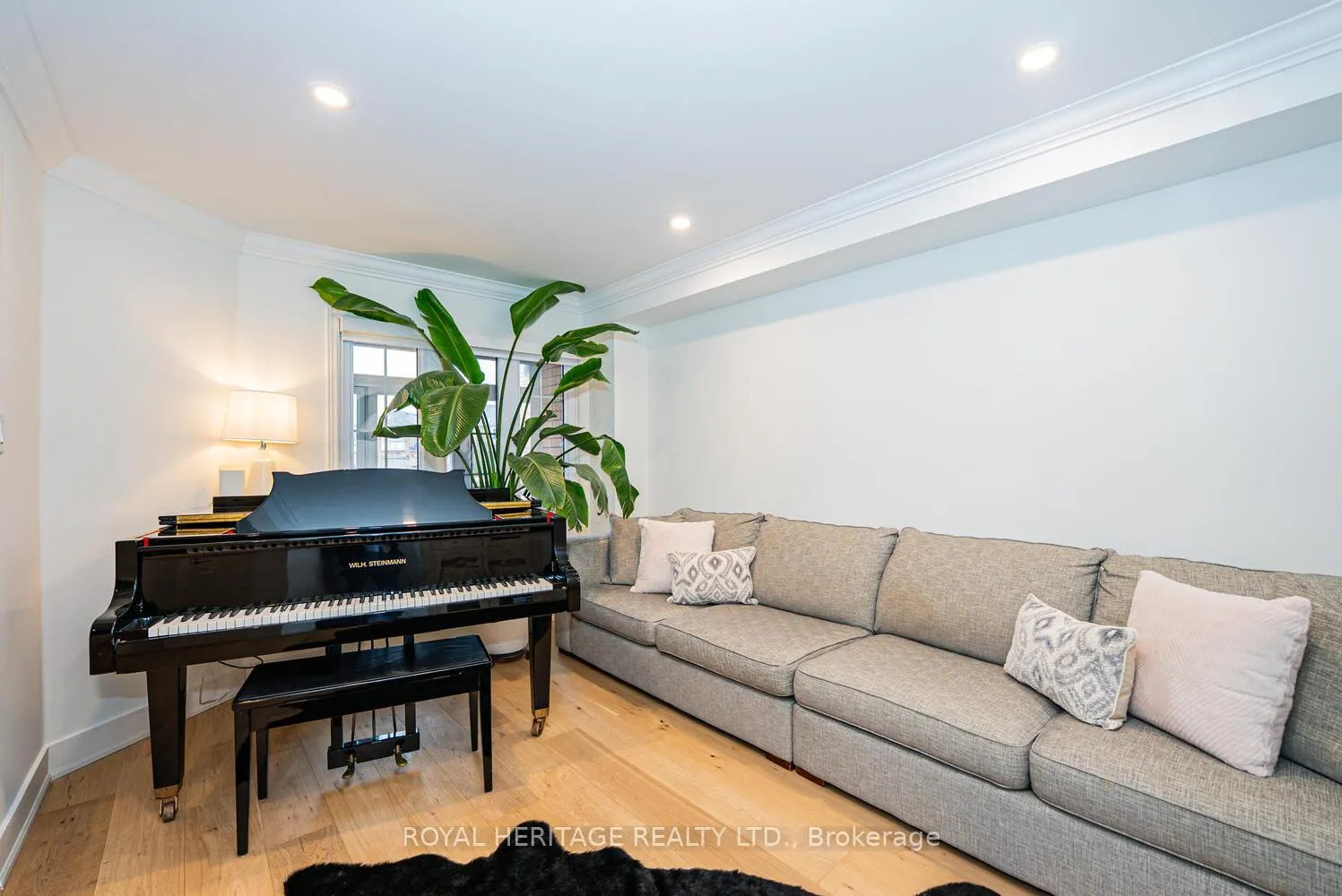 Photo 10 of 27 Opera Place N, Vaughan, East Woodbridge — HOMEH