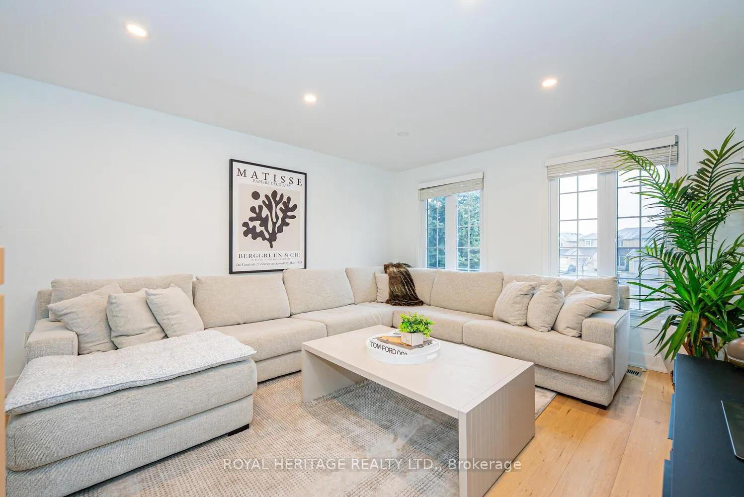 Photo 21 of 27 Opera Place N, Vaughan, East Woodbridge — HOMEH