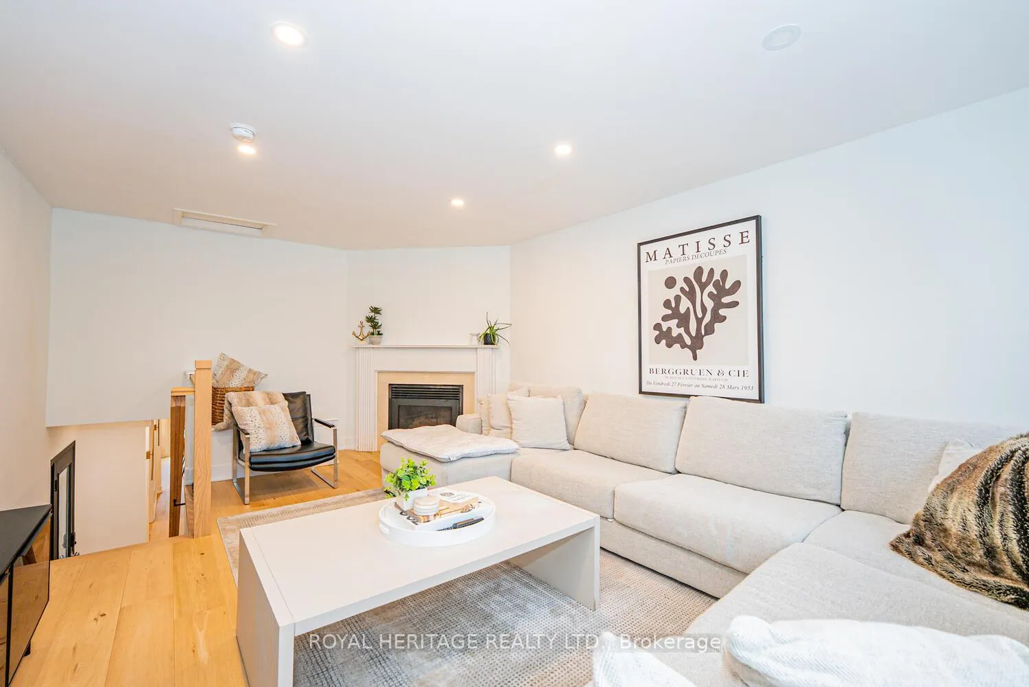 Photo 22 of 27 Opera Place N, Vaughan, East Woodbridge — HOMEH