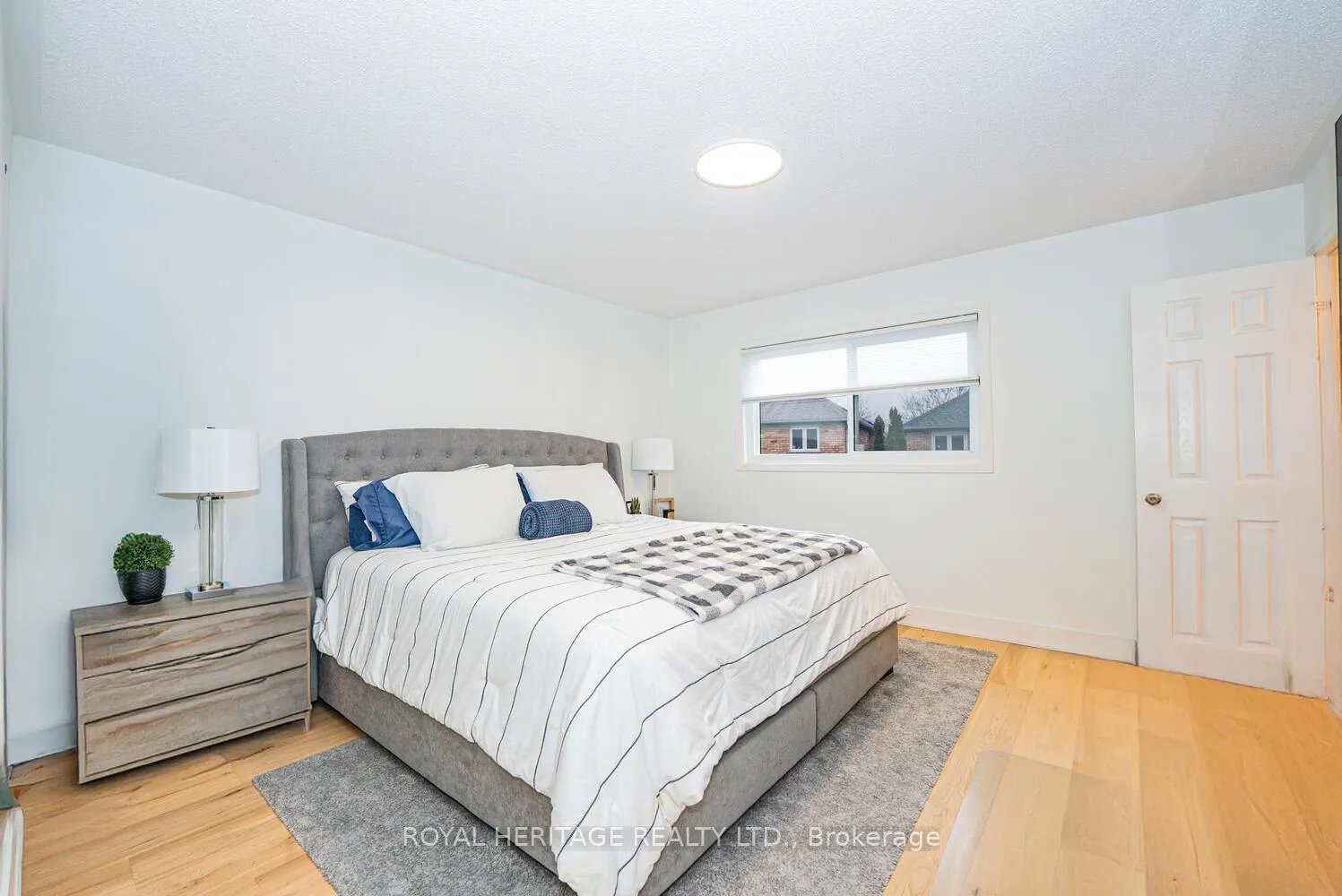 Photo 28 of 27 Opera Place N, Vaughan, East Woodbridge — HOMEH