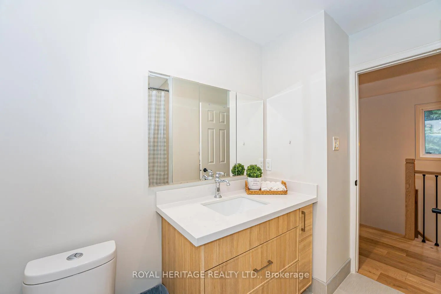 Photo 37 of 27 Opera Place N, Vaughan, East Woodbridge — HOMEH