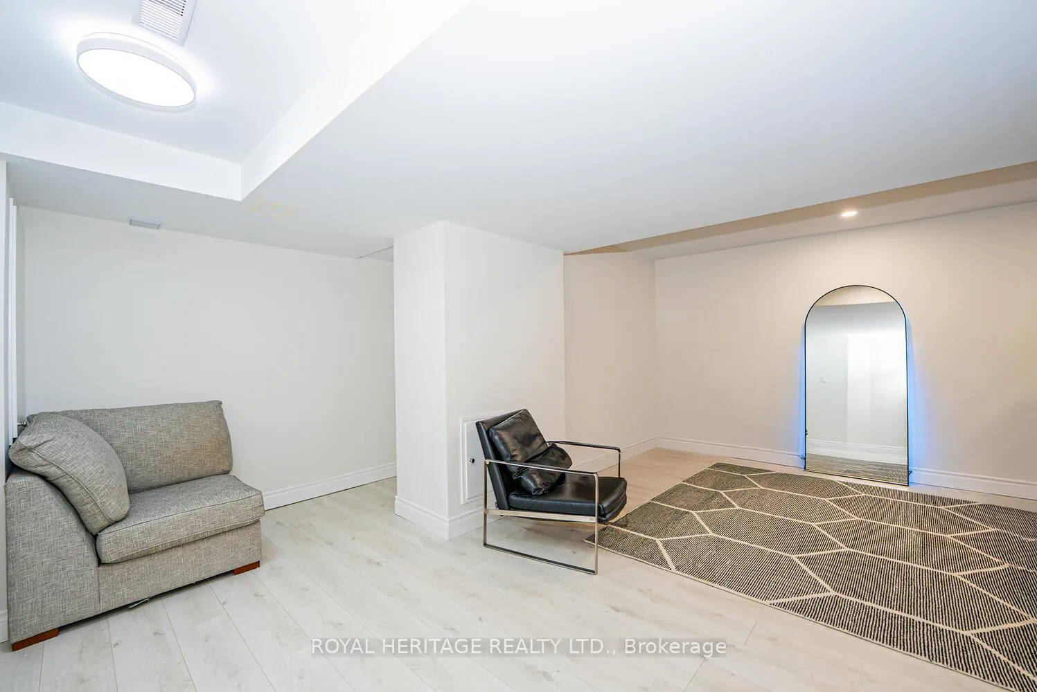 Photo 39 of 27 Opera Place N, Vaughan, East Woodbridge — HOMEH