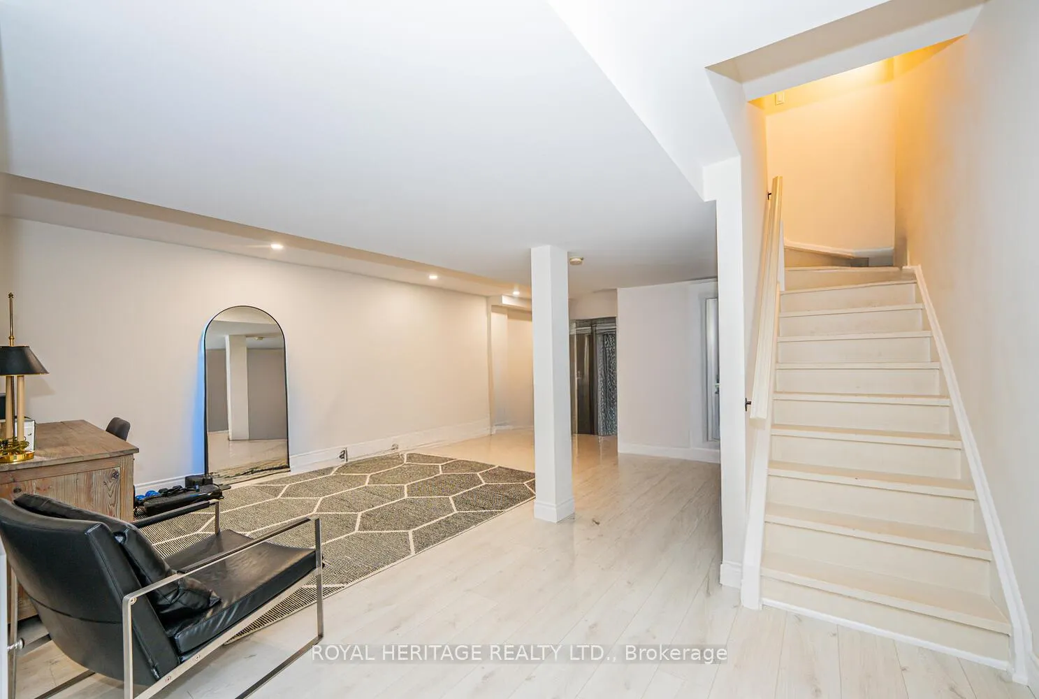 Photo 40 of 27 Opera Place N, Vaughan, East Woodbridge — HOMEH