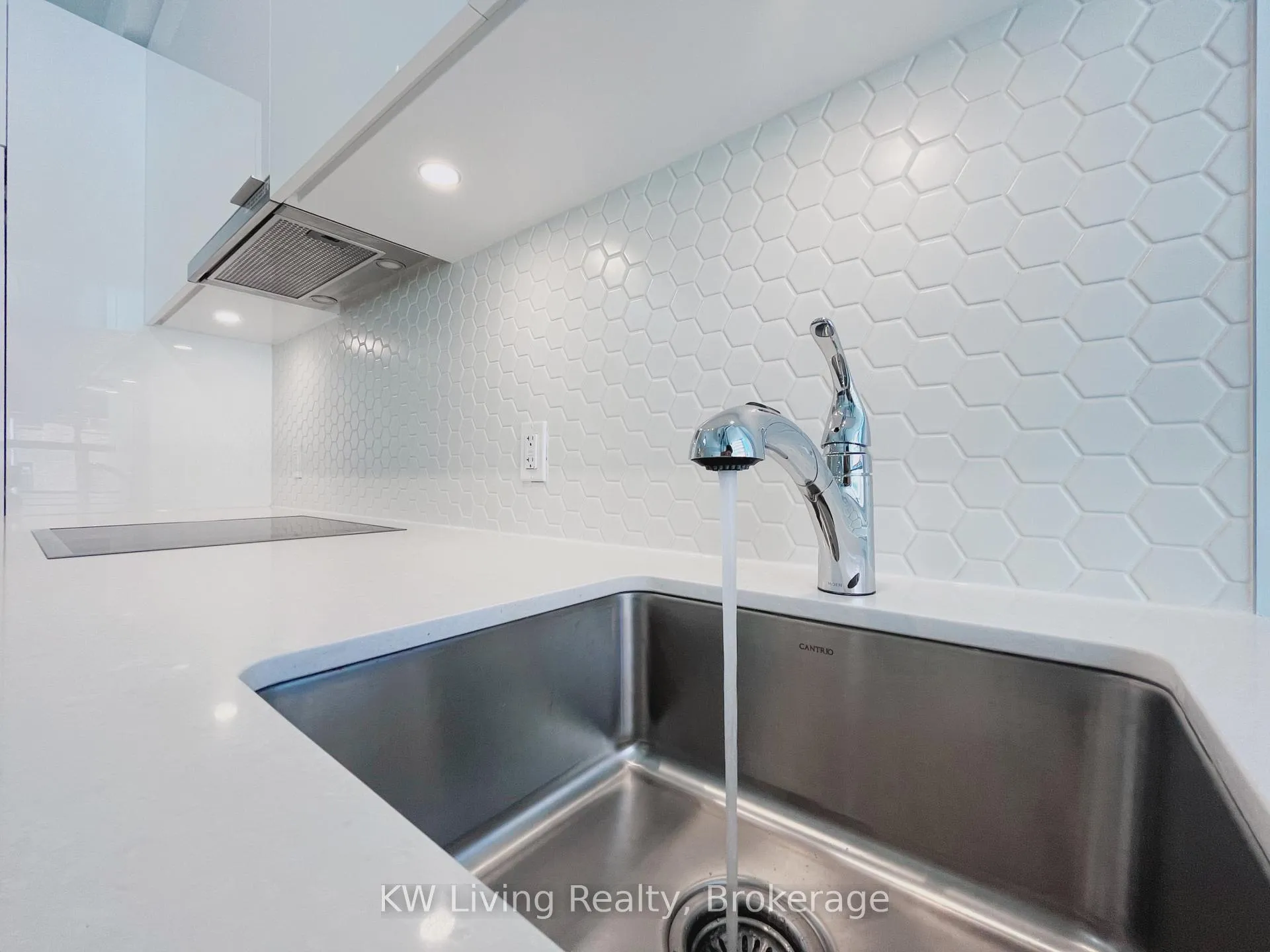 Photo 20 of Unit 215, 158 Front Street, Toronto, Moss Park — HOMEH
