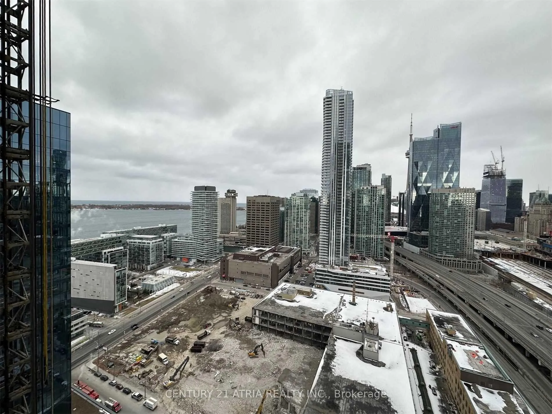 Photo 3 of Unit 3312, 138 Downes Street, Toronto, Waterfront Communities — HOMEH