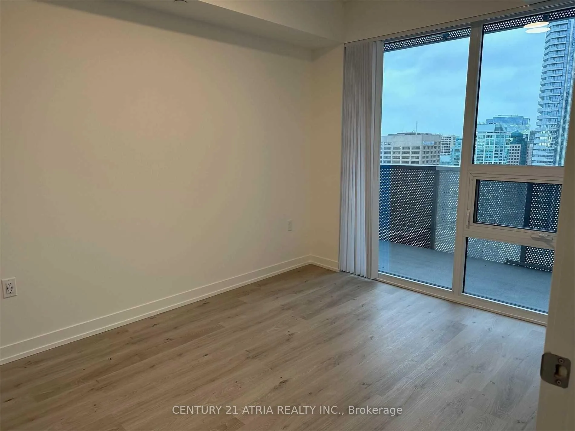 Photo 5 of Unit 3312, 138 Downes Street, Toronto, Waterfront Communities — HOMEH