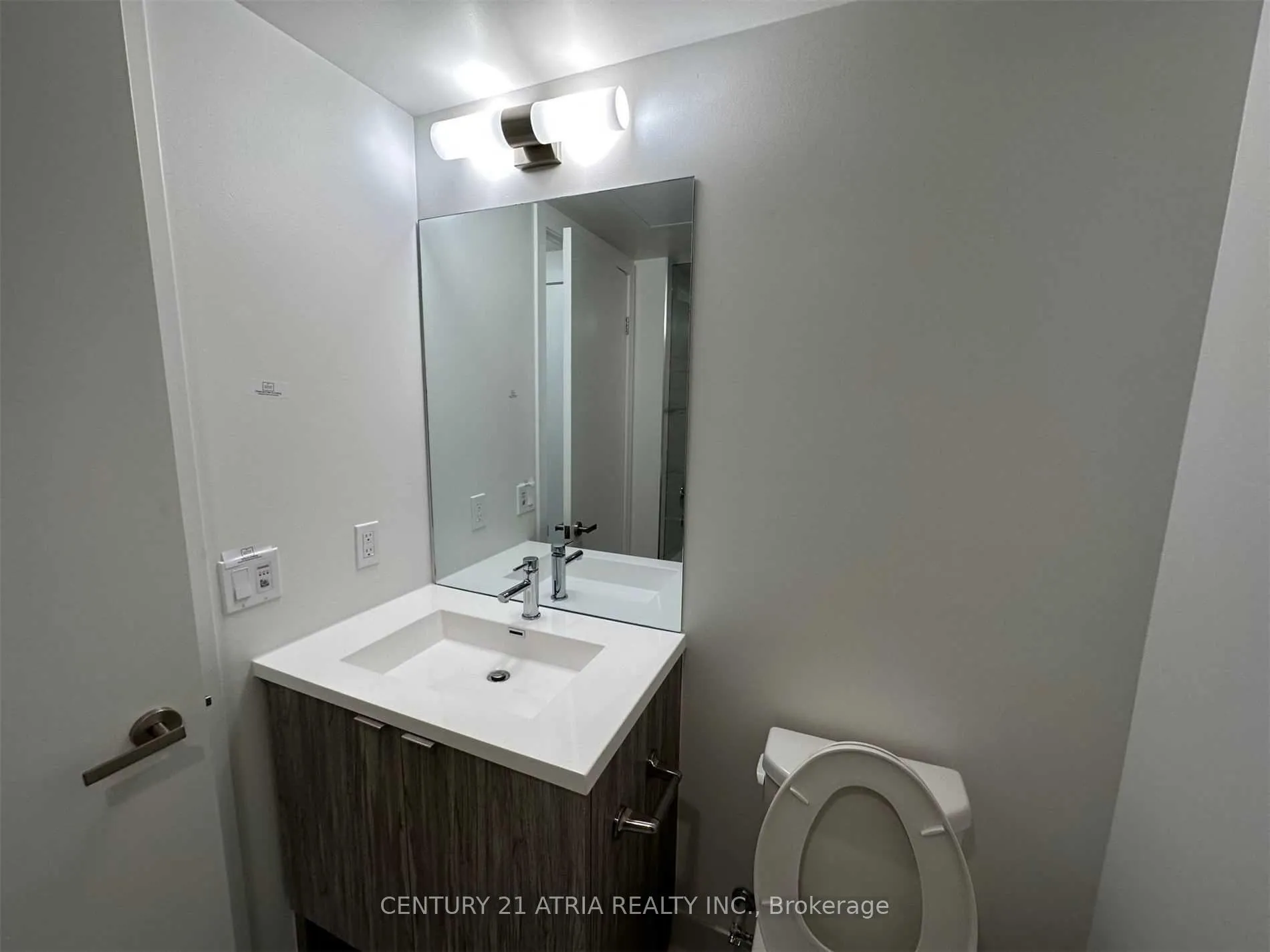 Photo 9 of Unit 3312, 138 Downes Street, Toronto, Waterfront Communities — HOMEH