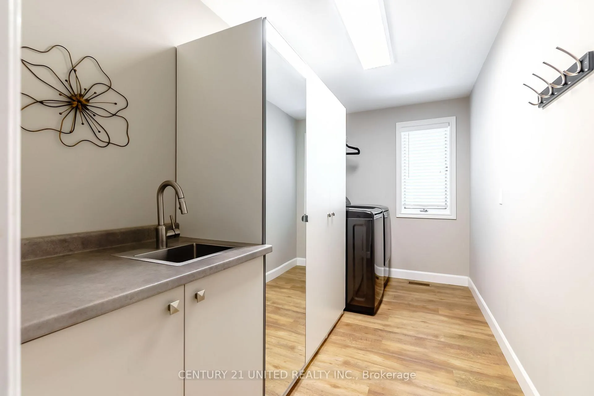 Photo 24 of 1691 Forster Avenue, Peterborough, Otonabee Ward 1 — HOMEH