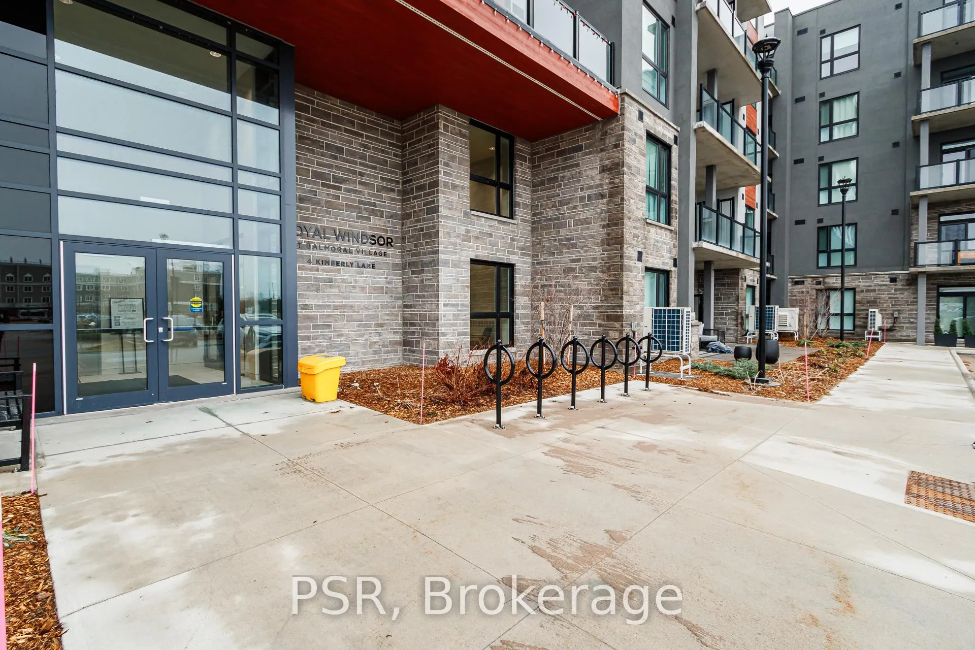 Photo 2 of 4 Kimberly Lane, Collingwood — HOMEH