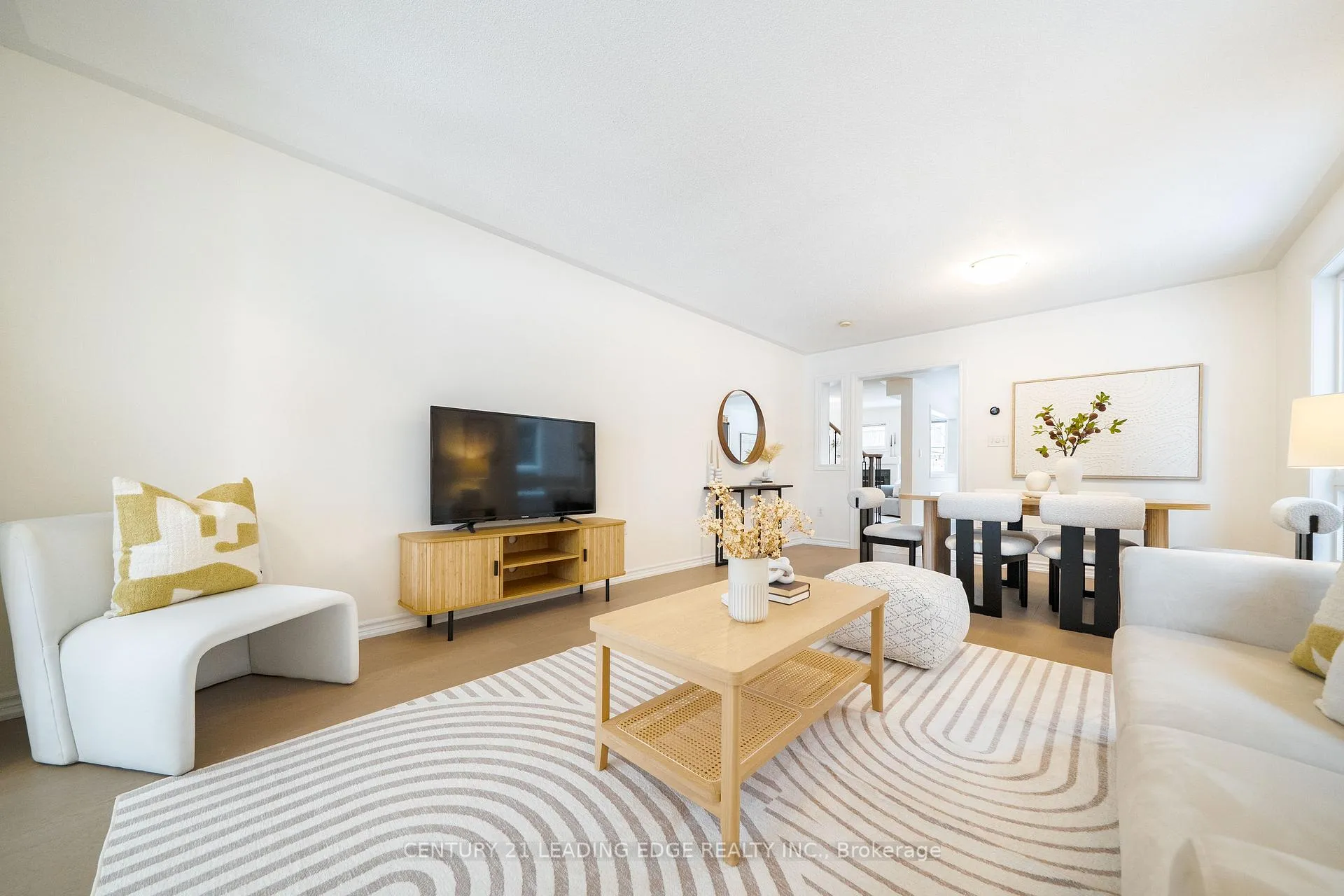 Photo 6 of 18 Roy Rainey Avenue, Markham, Wismer — HOMEH
