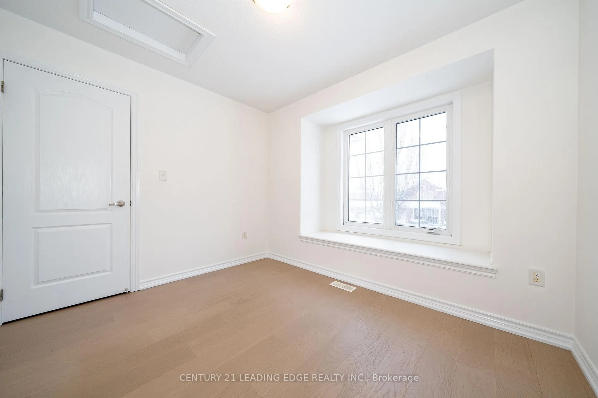 Photo 18 of 18 Roy Rainey Avenue, Markham, Wismer — HOMEH