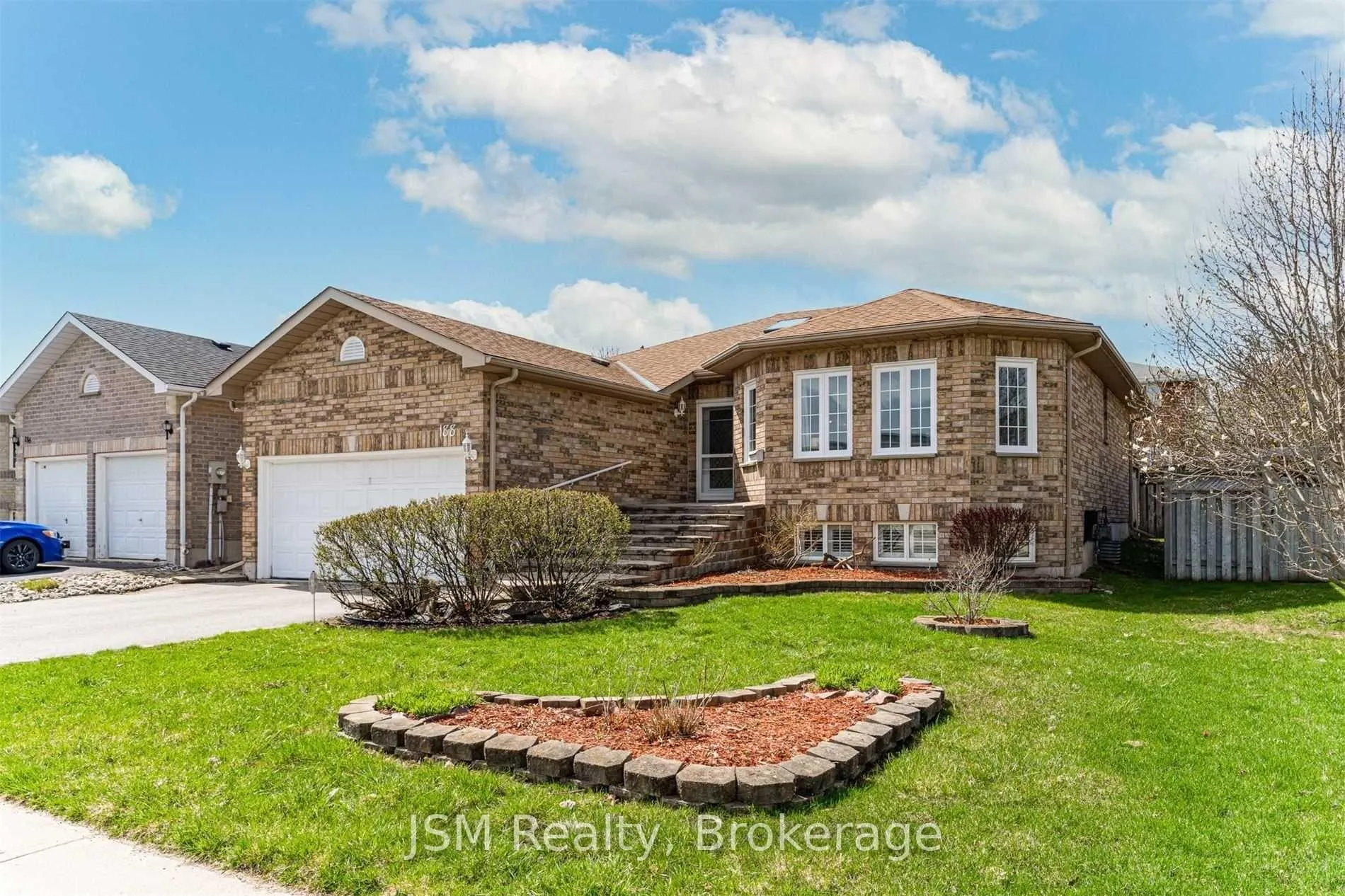 Photo 1 of 188 Golden Meadow Road, Barrie, Bayshore — HOMEH