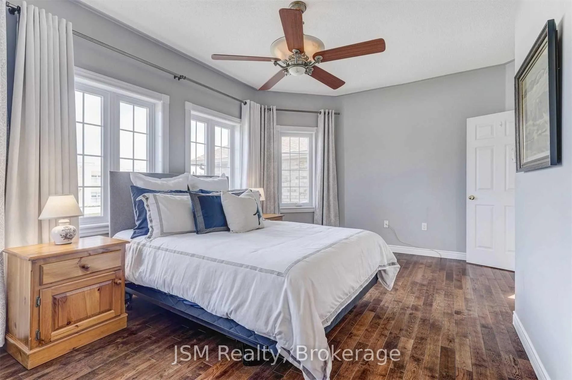 Photo 17 of 188 Golden Meadow Road, Barrie, Bayshore — HOMEH