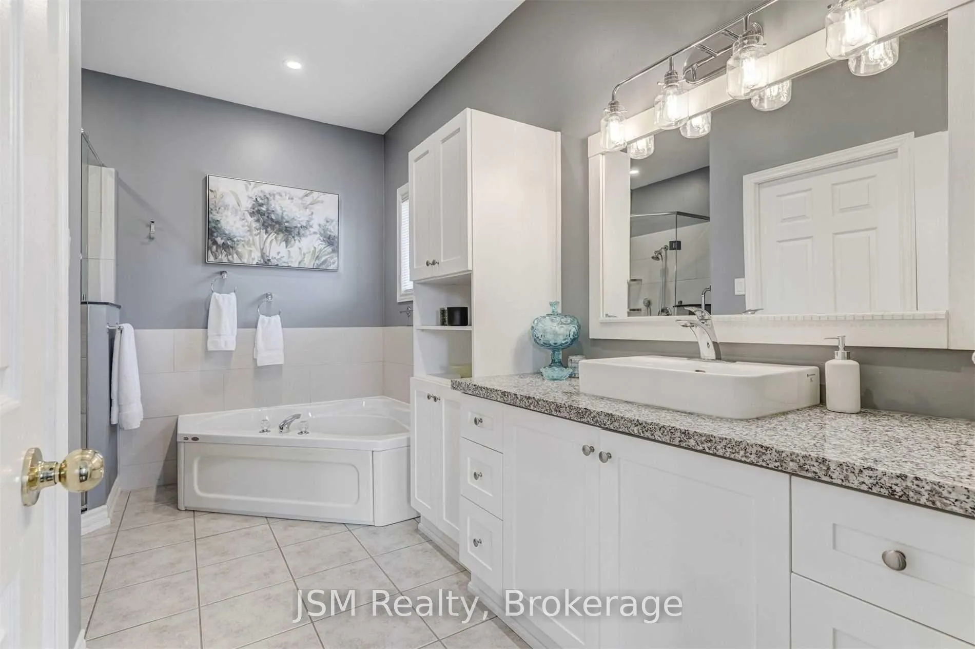 Photo 18 of 188 Golden Meadow Road, Barrie, Bayshore — HOMEH