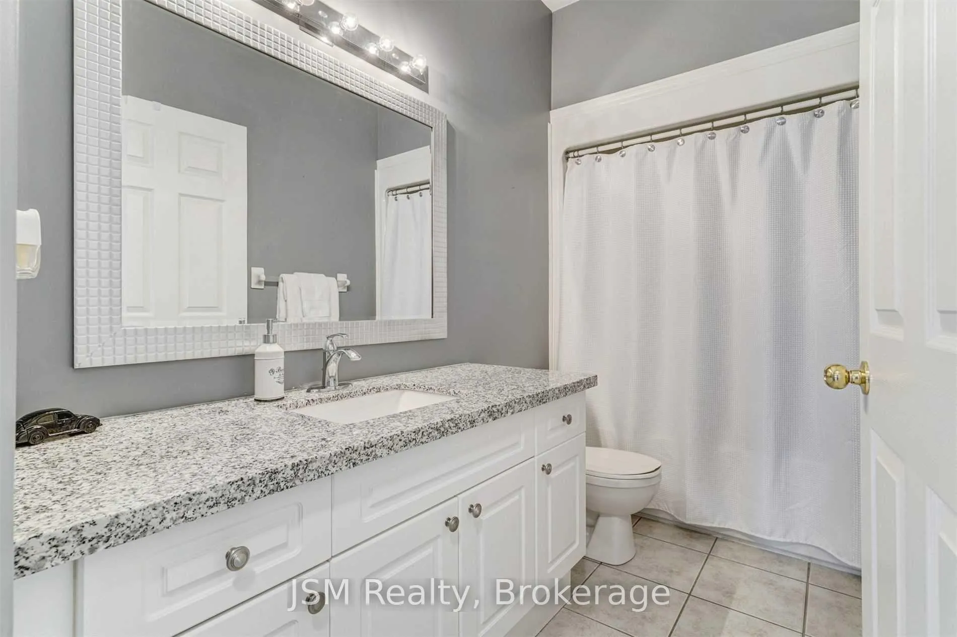 Photo 22 of 188 Golden Meadow Road, Barrie, Bayshore — HOMEH