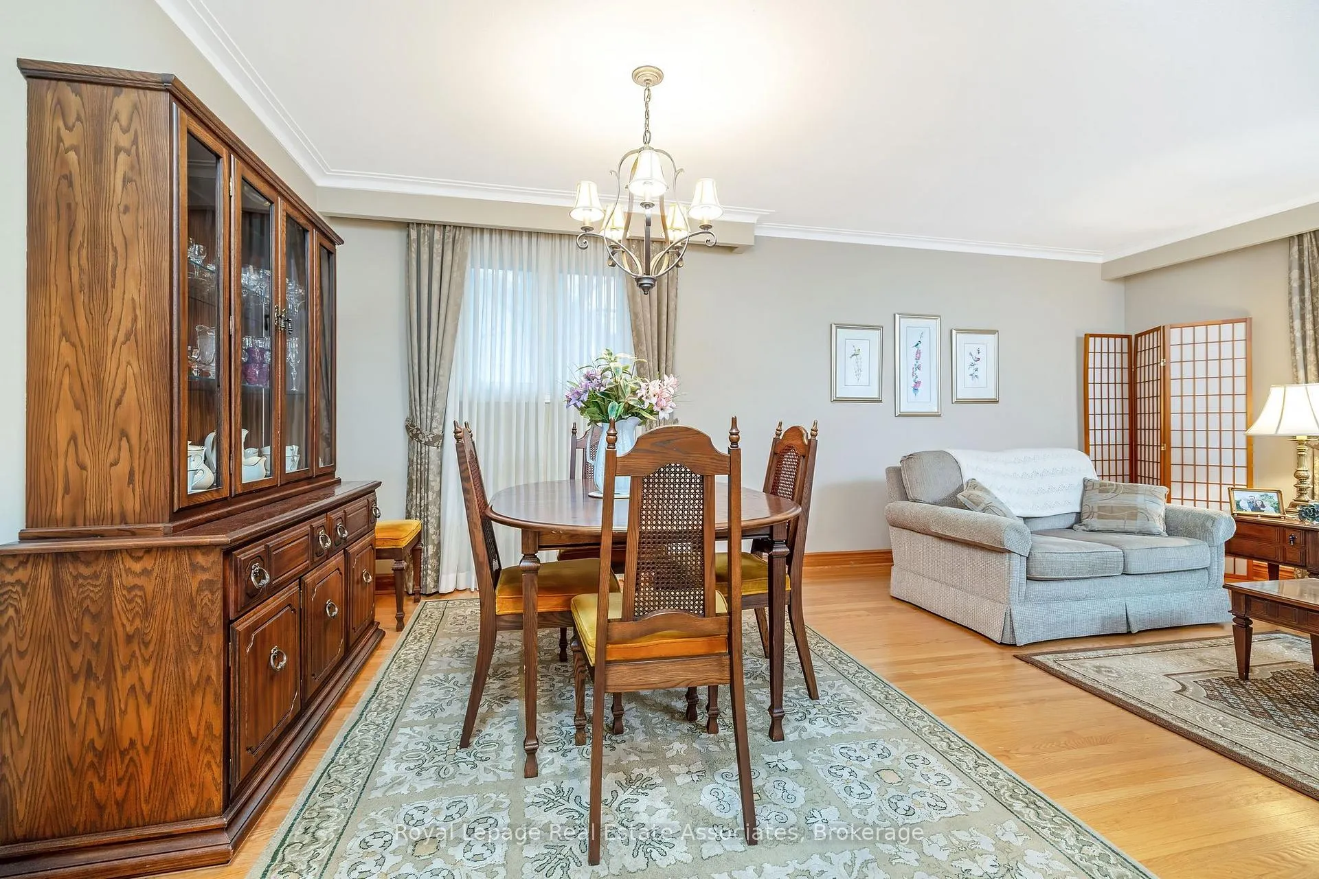 Photo 11 of 15 Stockman Crescent, Halton Hills, Georgetown — HOMEH