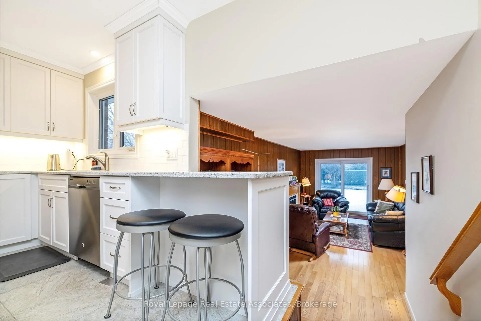 Photo 17 of 15 Stockman Crescent, Halton Hills, Georgetown — HOMEH