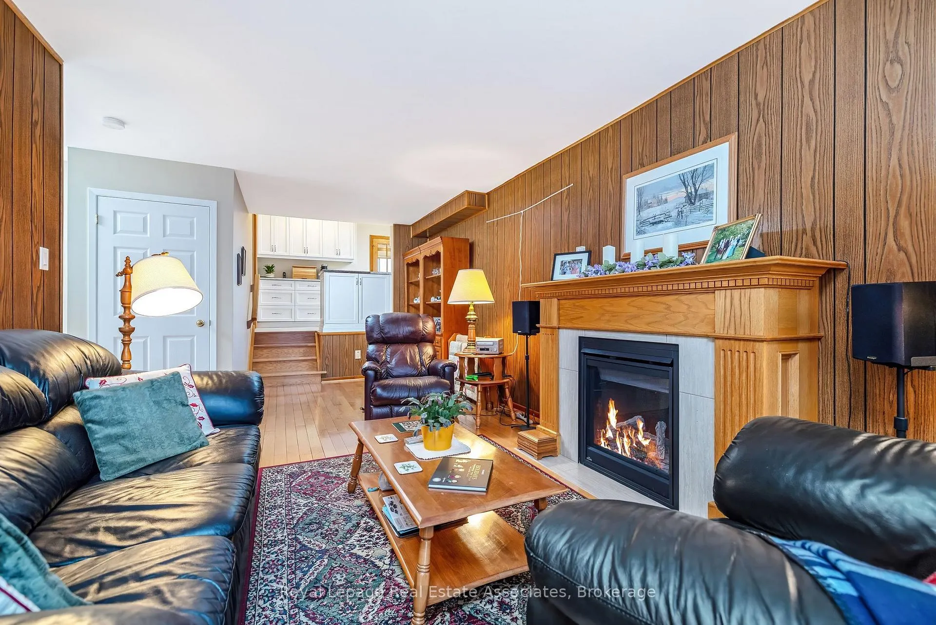 Photo 21 of 15 Stockman Crescent, Halton Hills, Georgetown — HOMEH
