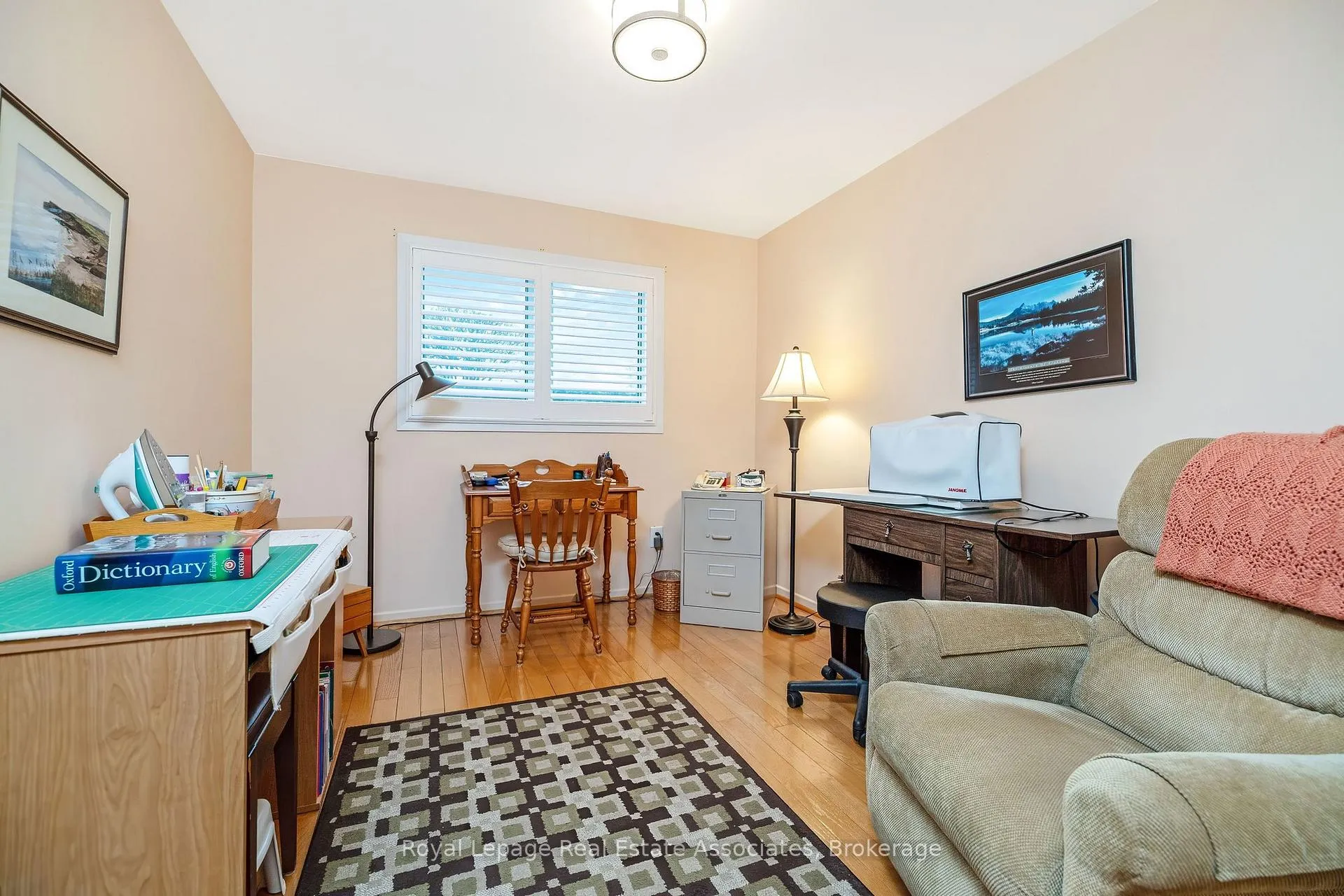 Photo 23 of 15 Stockman Crescent, Halton Hills, Georgetown — HOMEH