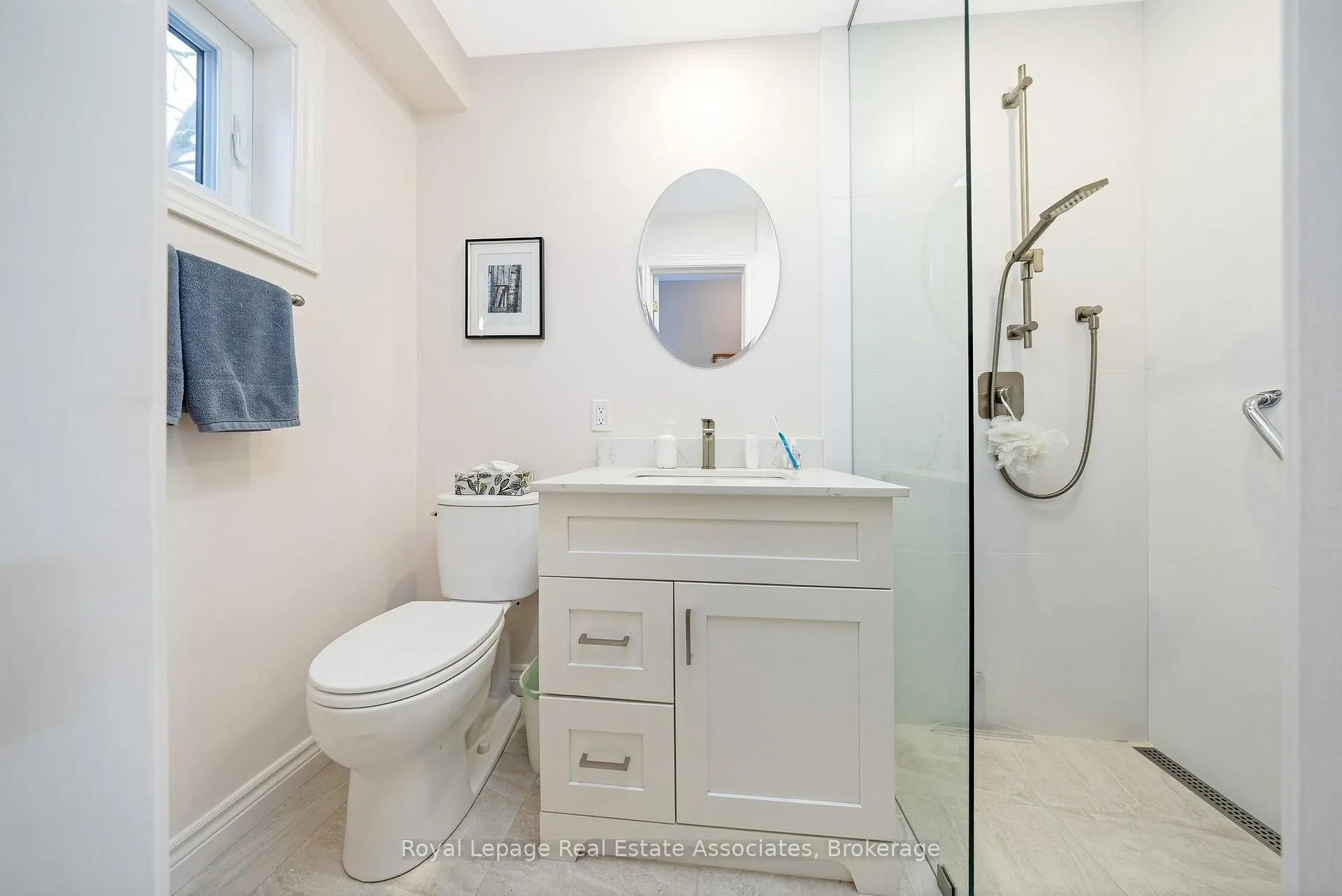 Photo 24 of 15 Stockman Crescent, Halton Hills, Georgetown — HOMEH