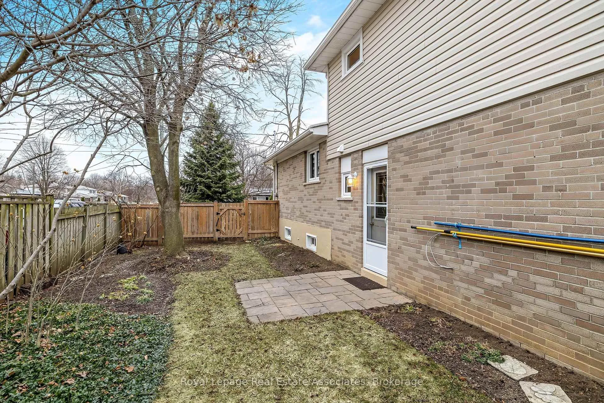 Photo 36 of 15 Stockman Crescent, Halton Hills, Georgetown — HOMEH