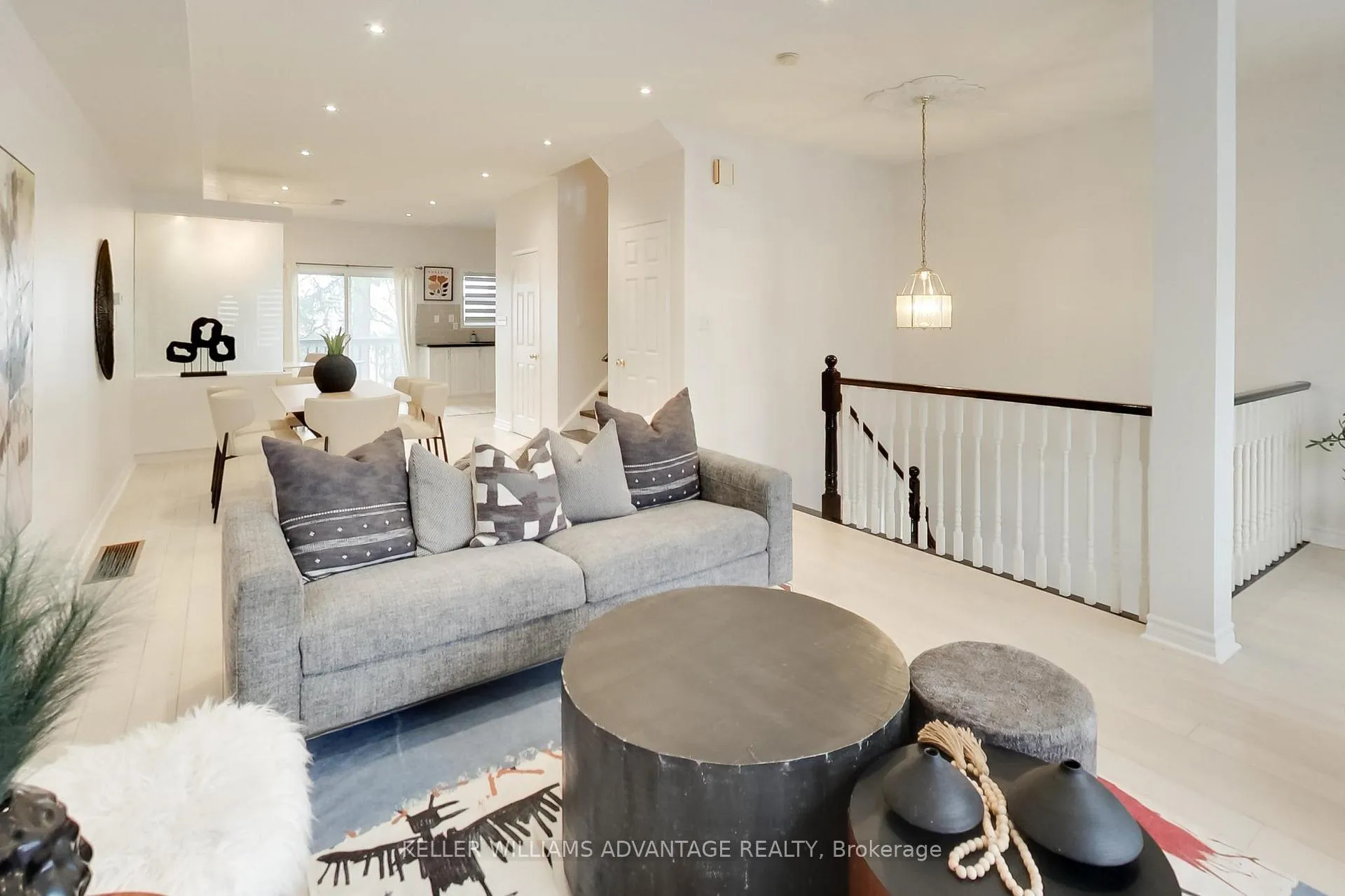 Photo 16 of 79 Maple Park Way, Markham, Milliken Mills West — HOMEH