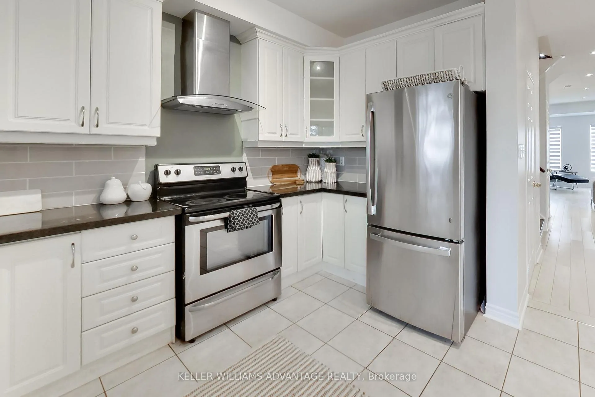 Photo 25 of 79 Maple Park Way, Markham, Milliken Mills West — HOMEH