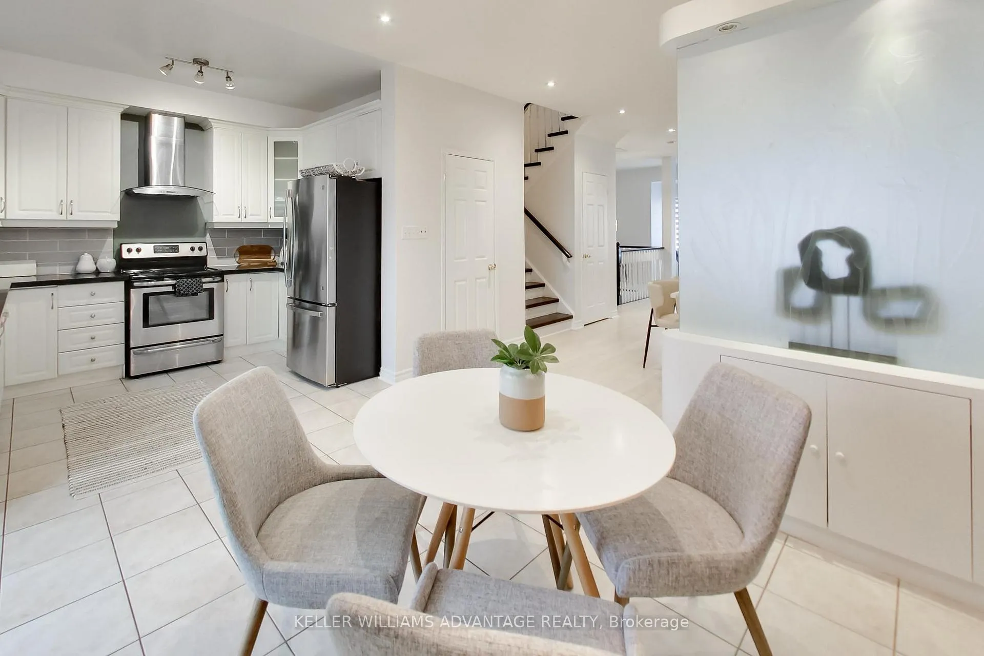 Photo 29 of 79 Maple Park Way, Markham, Milliken Mills West — HOMEH