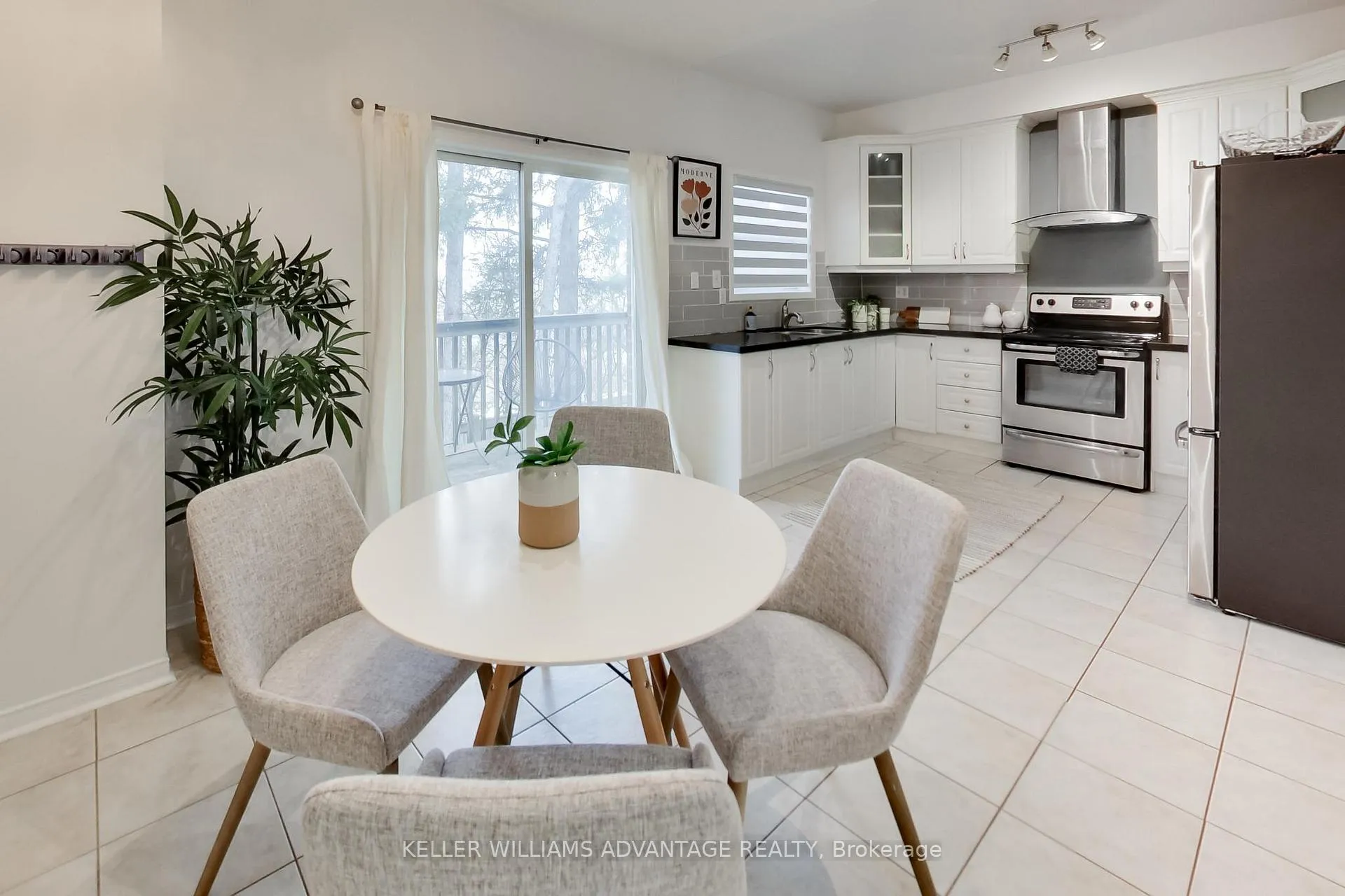 Photo 30 of 79 Maple Park Way, Markham, Milliken Mills West — HOMEH