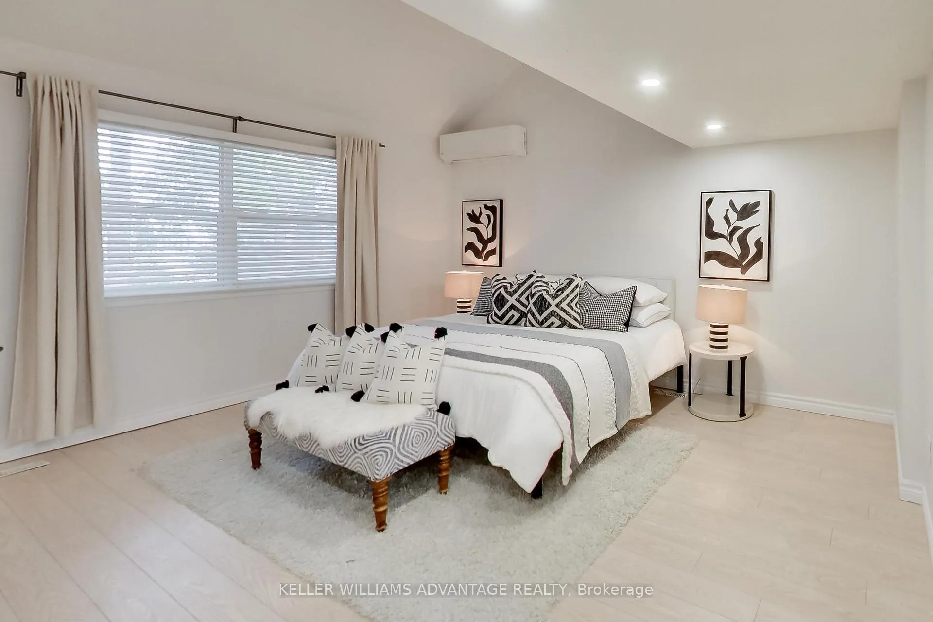 Photo 32 of 79 Maple Park Way, Markham, Milliken Mills West — HOMEH