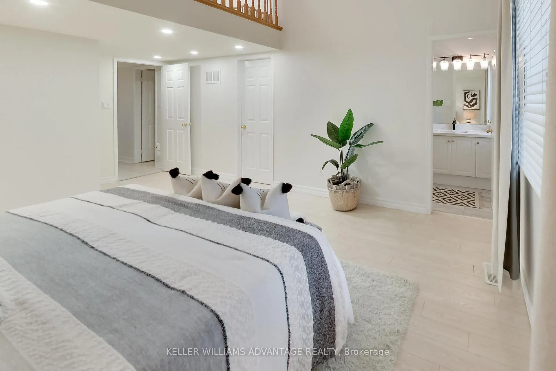Photo 33 of 79 Maple Park Way, Markham, Milliken Mills West — HOMEH