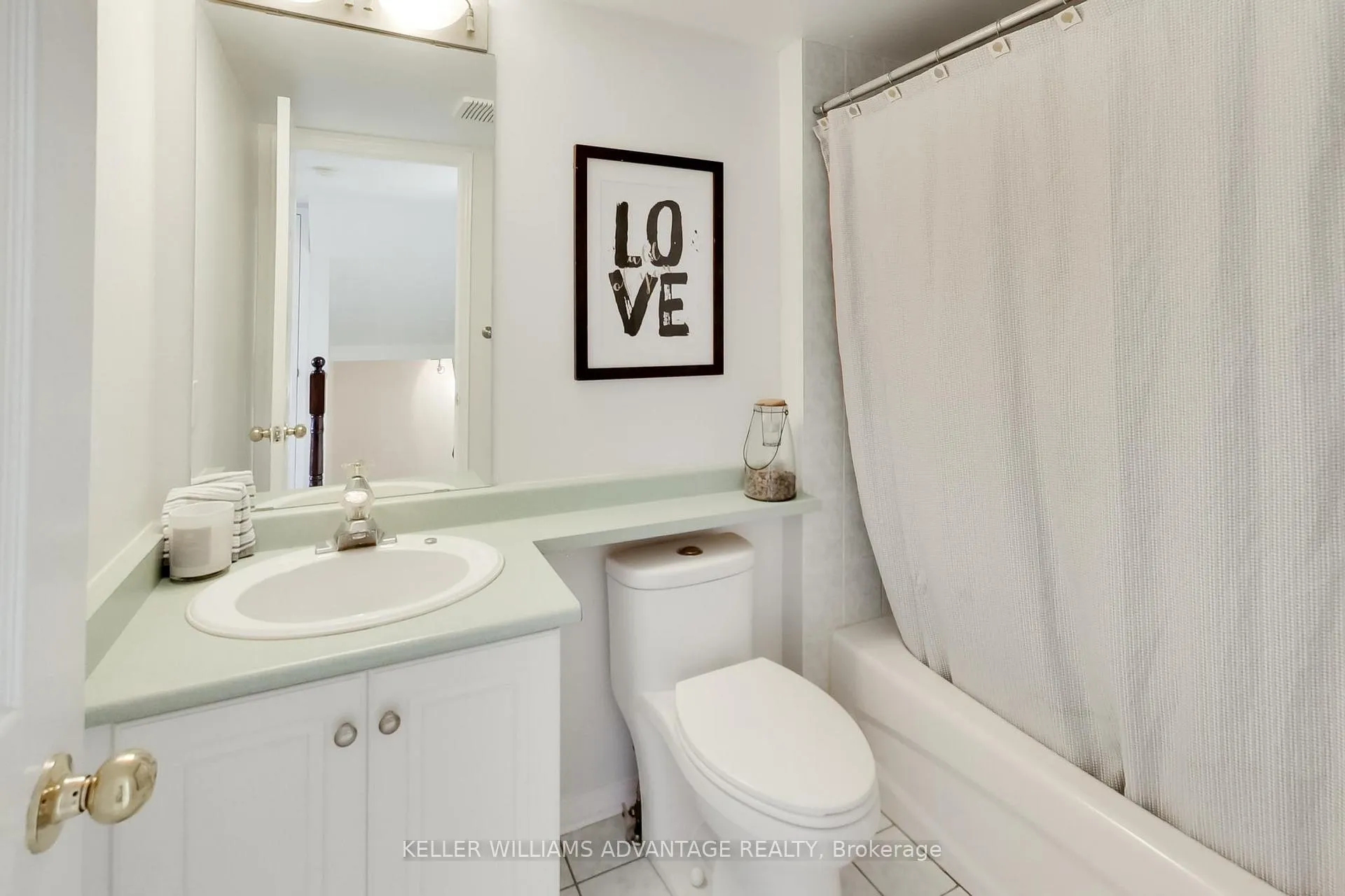 Photo 43 of 79 Maple Park Way, Markham, Milliken Mills West — HOMEH