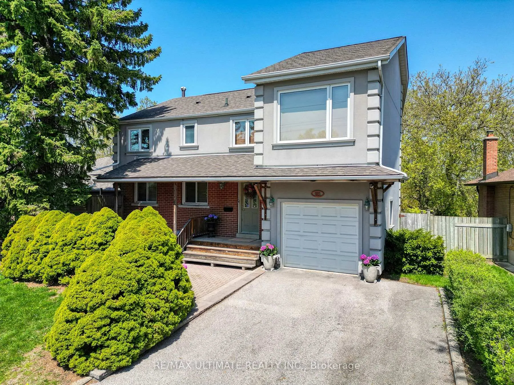 Photo 1 of 103 Weir Crescent, Scarborough, West Hill — HOMEH