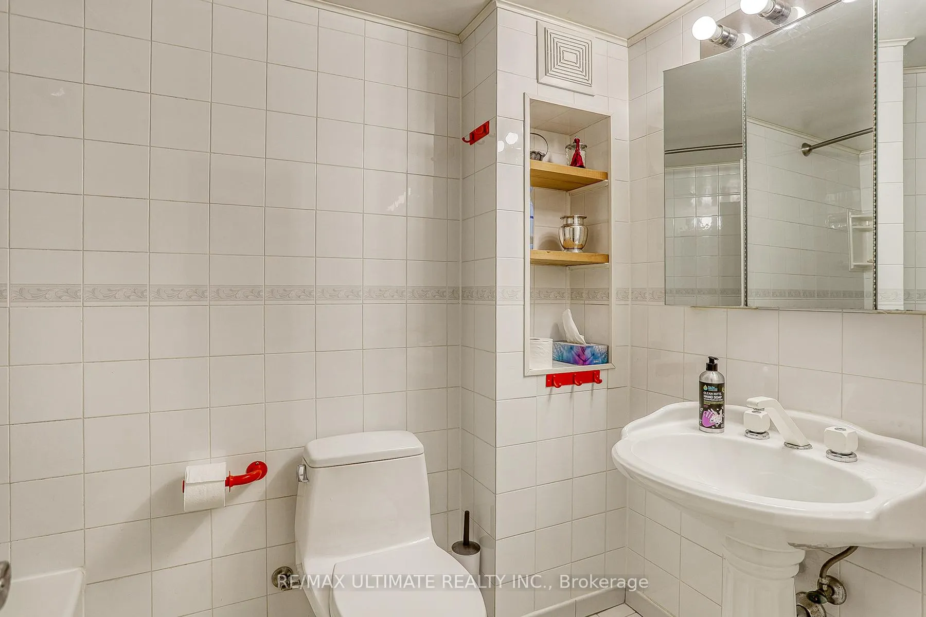 Photo 29 of 103 Weir Crescent, Scarborough, West Hill — HOMEH