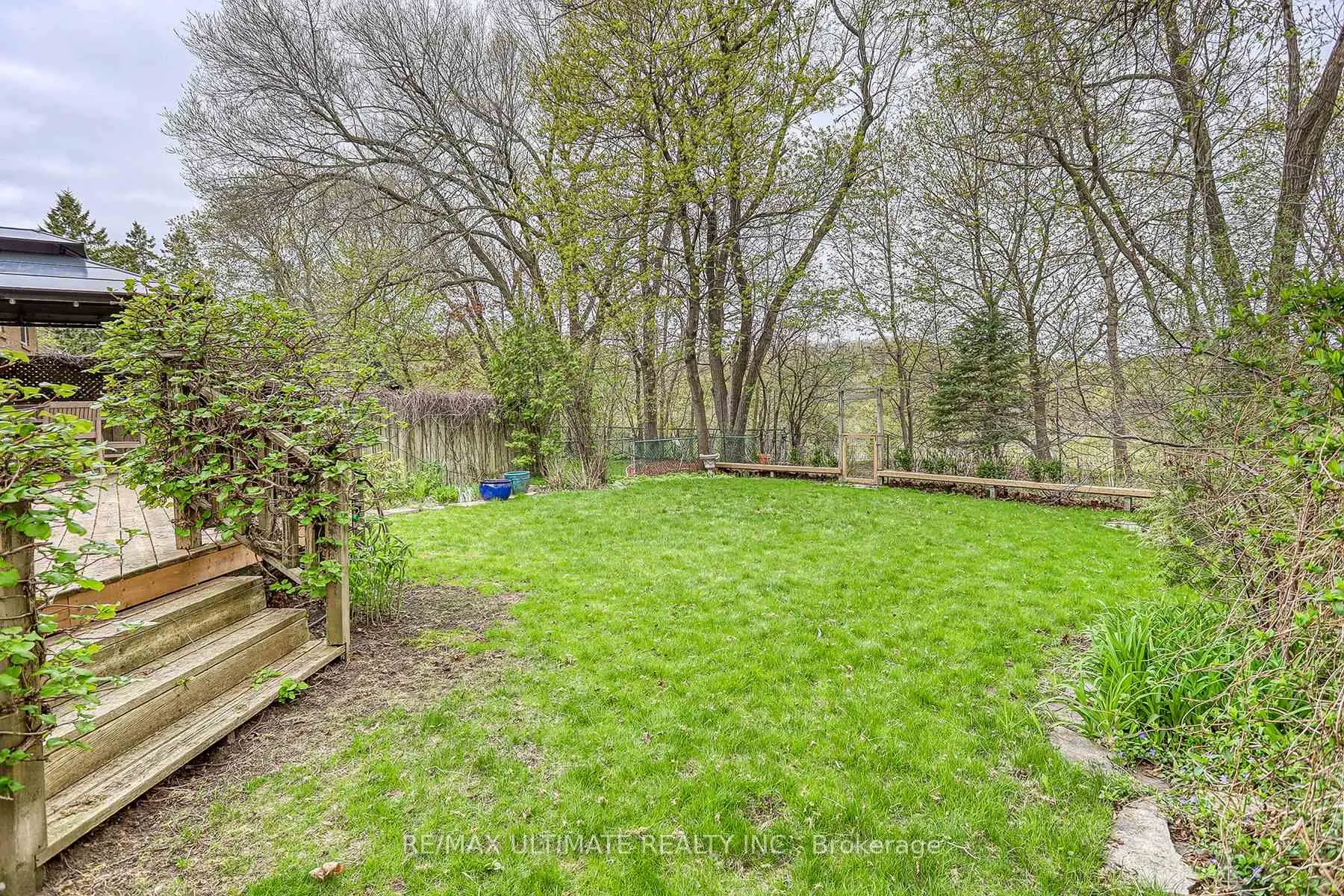 Photo 39 of 103 Weir Crescent, Scarborough, West Hill — HOMEH