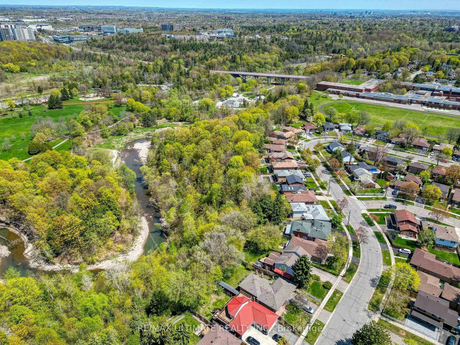 Photo 46 of 103 Weir Crescent, Scarborough, West Hill — HOMEH