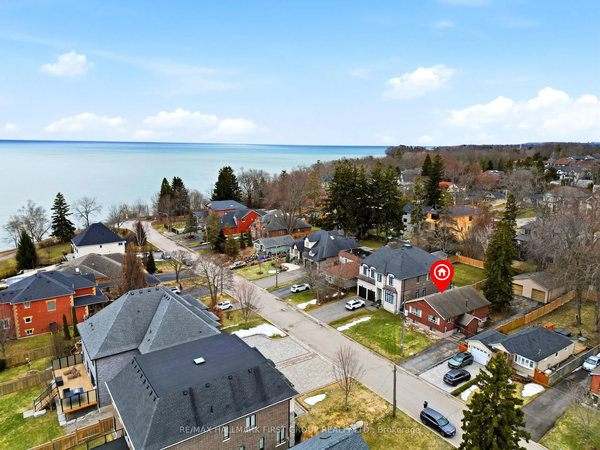 Photo 3 of 548 Marksbury Road, Pickering, West Shore — HOMEH