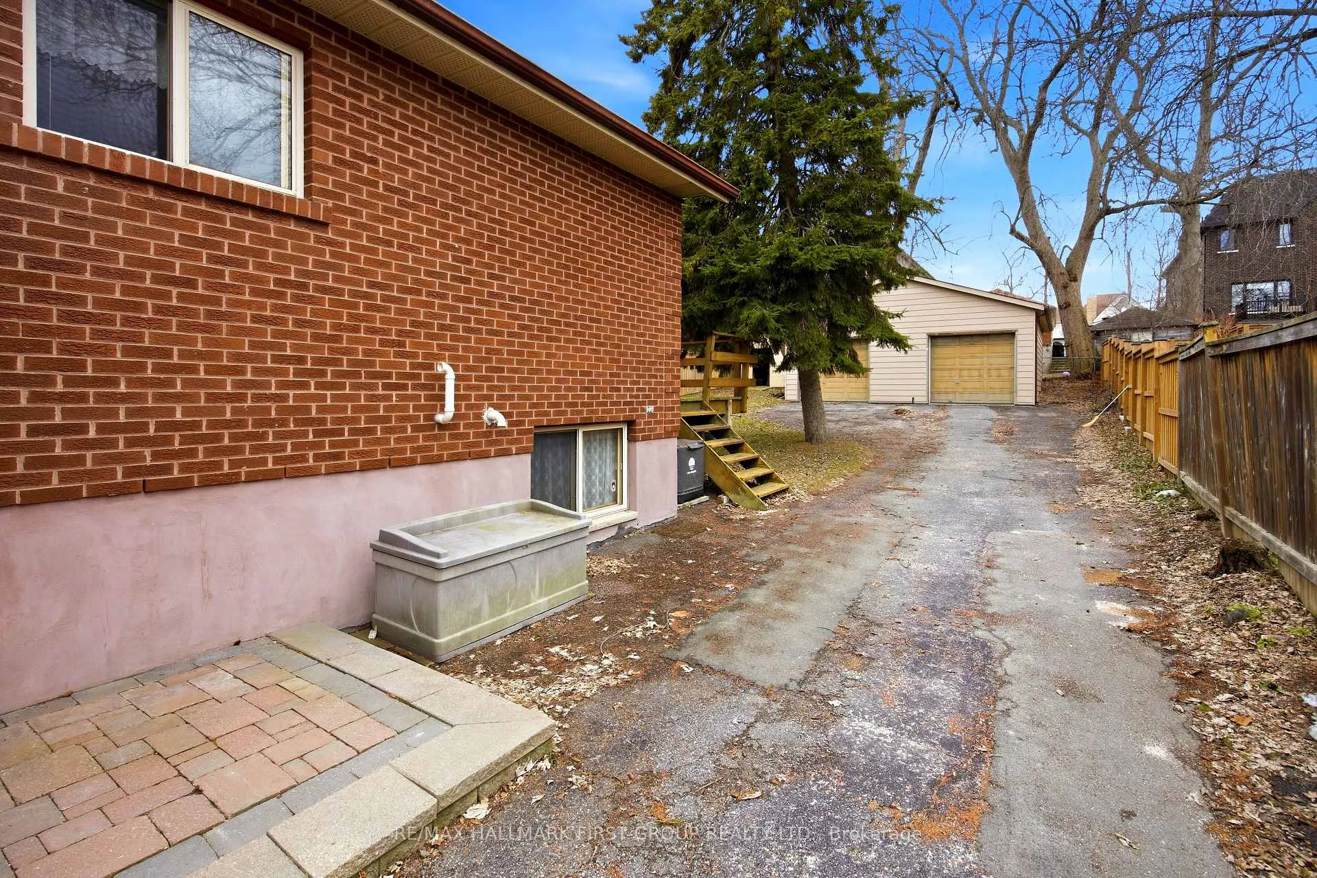 Photo 30 of 548 Marksbury Road, Pickering, West Shore — HOMEH