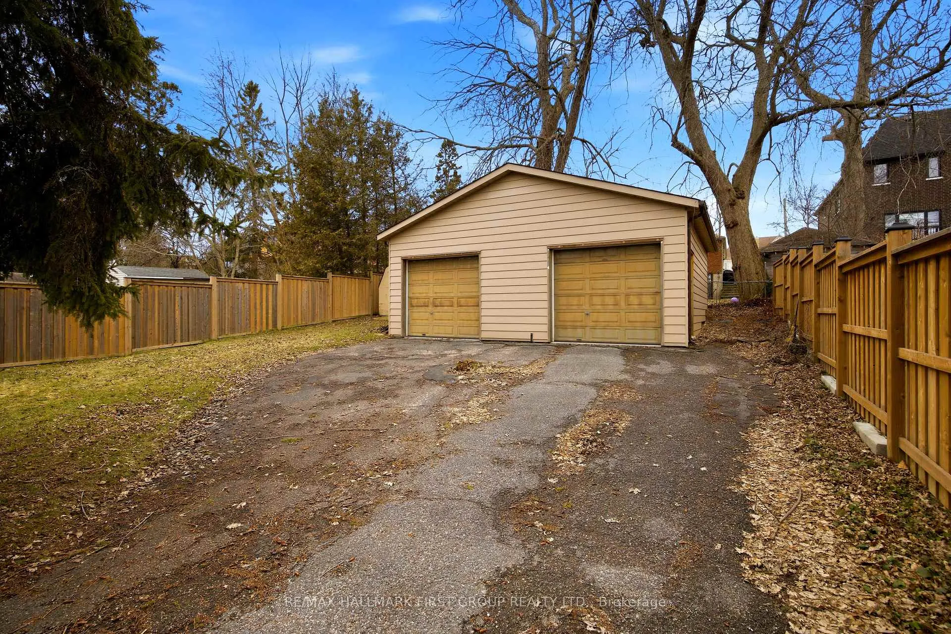 Photo 36 of 548 Marksbury Road, Pickering, West Shore — HOMEH