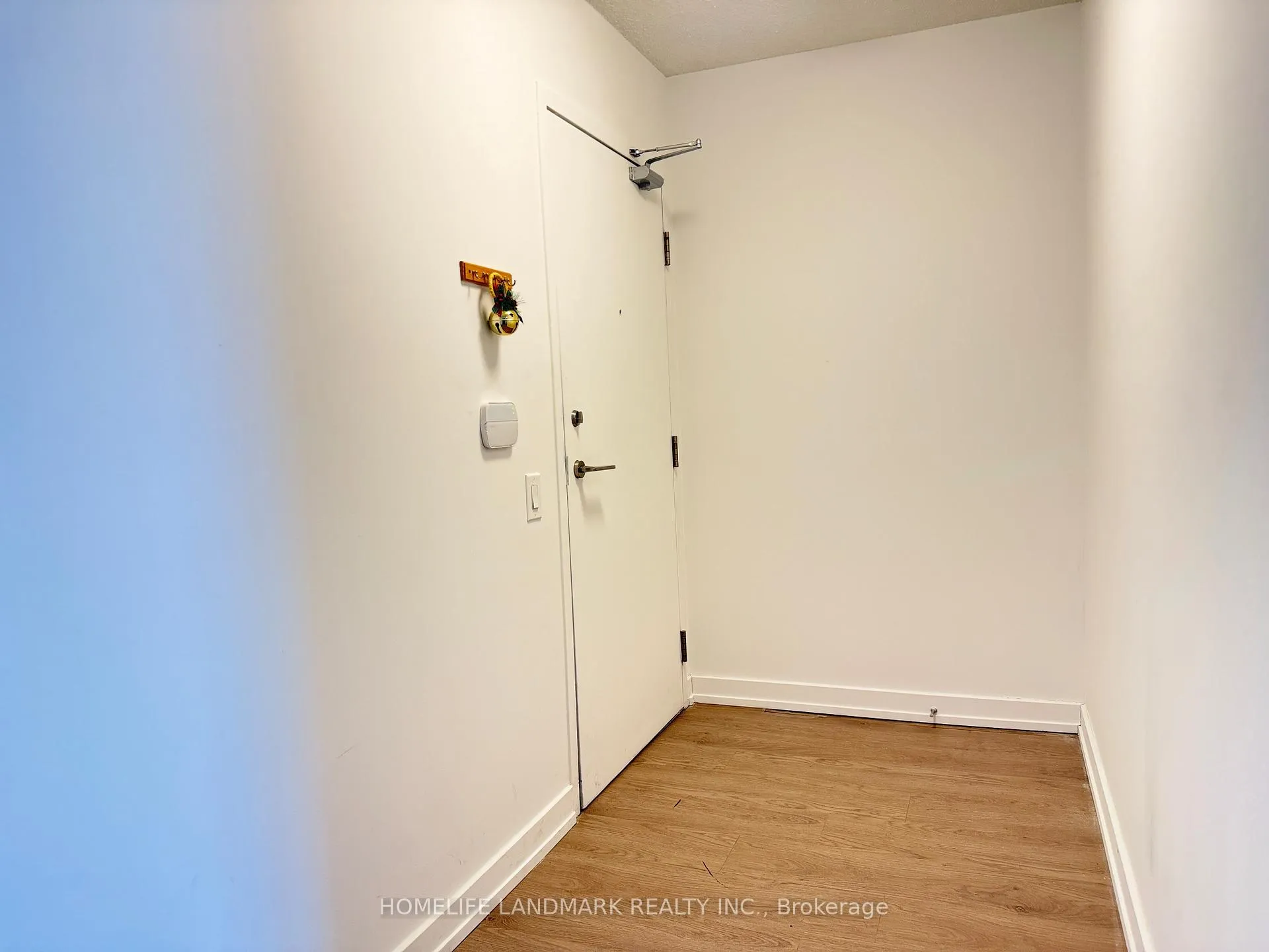 Photo 2 of Unit 1721, 19 Singer Court, North York, Bayview Village — HOMEH