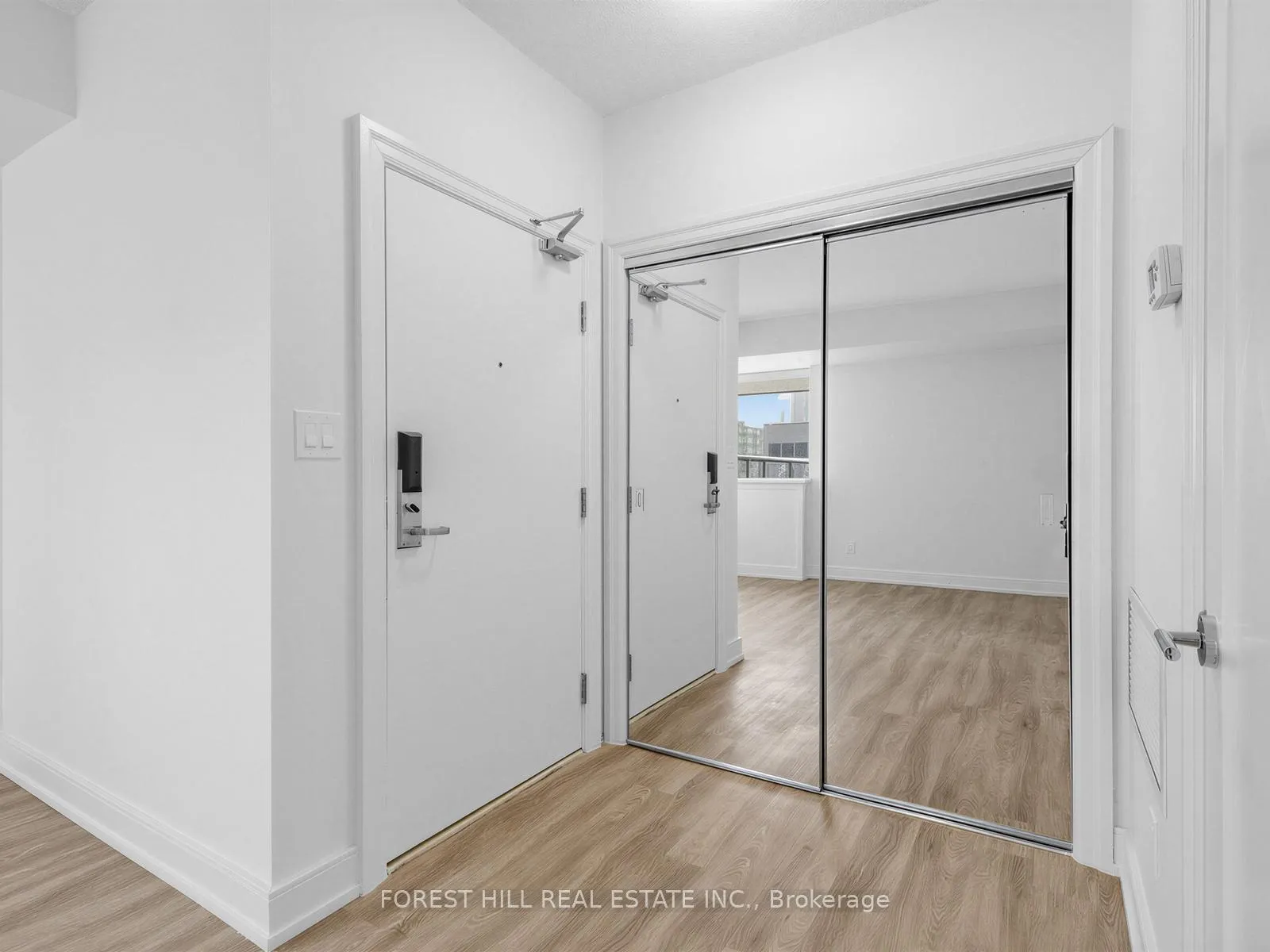 Photo 4 of Unit 510, 50 Spadina Road, Toronto, The Annex — HOMEH