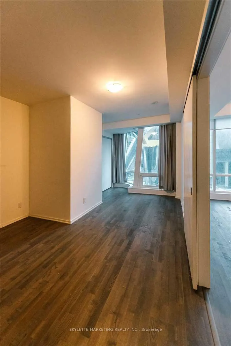 Photo 11 of Unit 422, 1 Bloor Street E, Toronto, Church-Yonge Corridor — HOMEH
