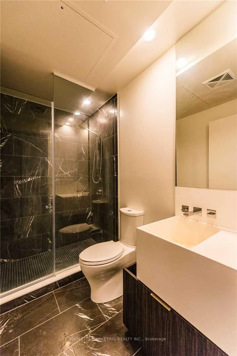 Photo 15 of Unit 422, 1 Bloor Street E, Toronto, Church-Yonge Corridor — HOMEH