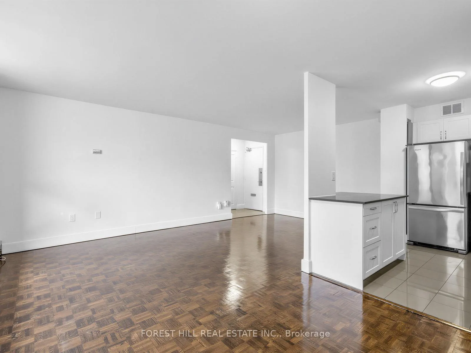 Photo 8 of Unit 202, 35 Walmer Road, Toronto, The Annex — HOMEH