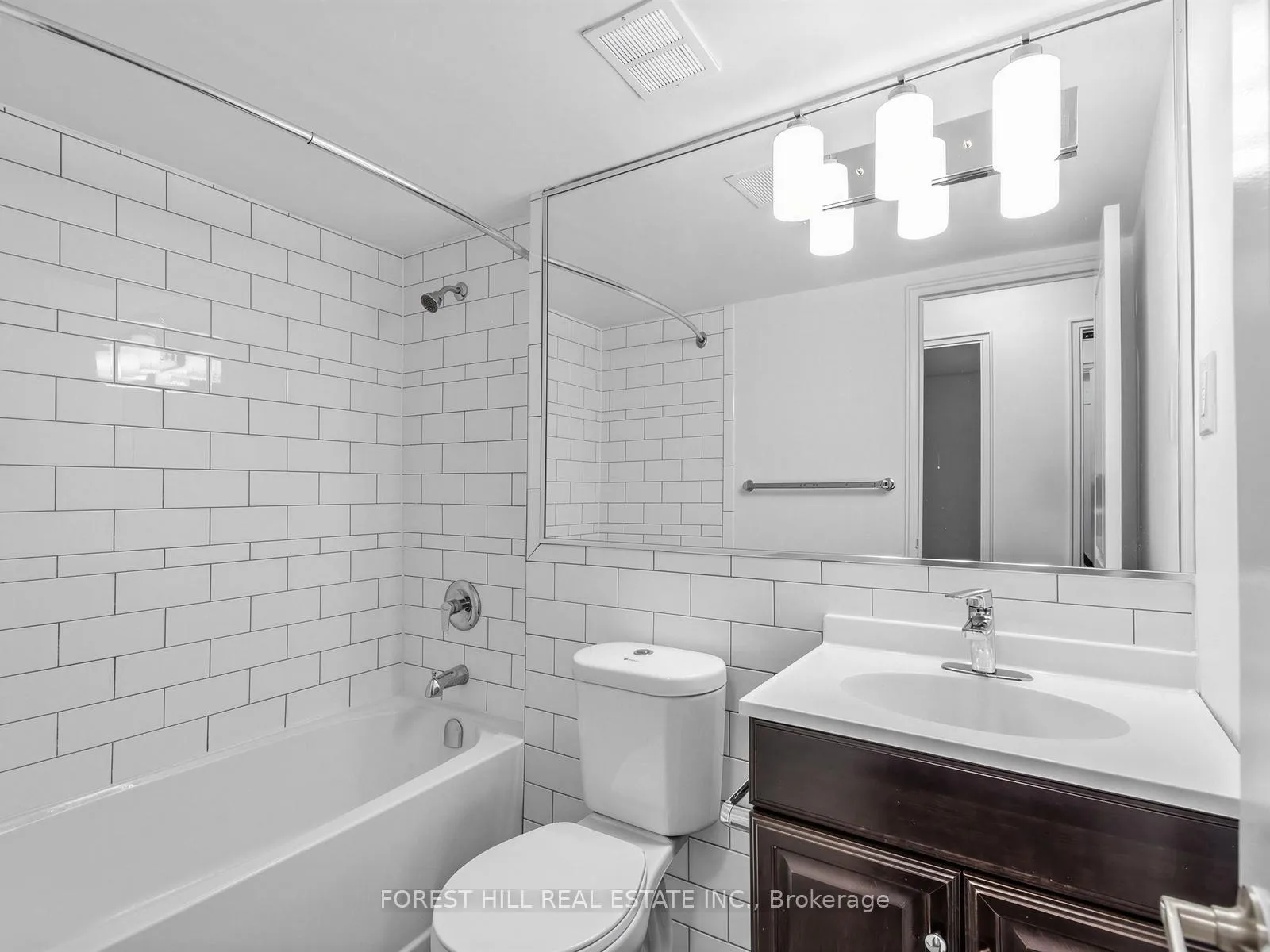 Photo 15 of Unit 202, 35 Walmer Road, Toronto, The Annex — HOMEH