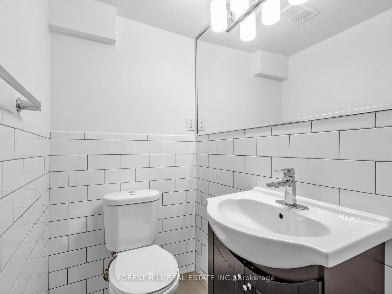 Photo 22 of Unit 202, 35 Walmer Road, Toronto, The Annex — HOMEH