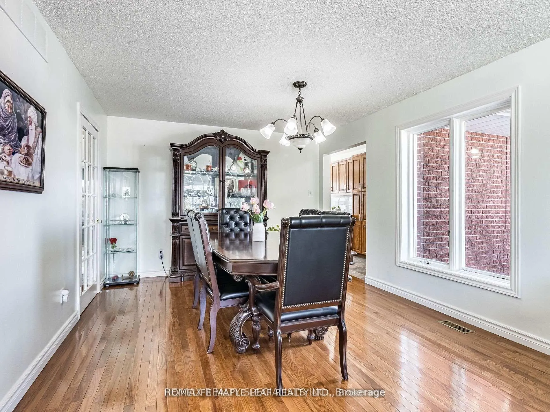 Photo 12 of 13608 Torbram Road W, Caledon, Caledon East — HOMEH